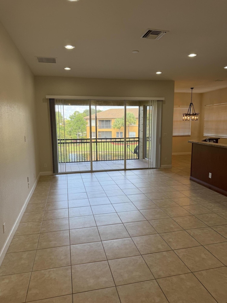 8079 Nw 127th Lane - Photo 4