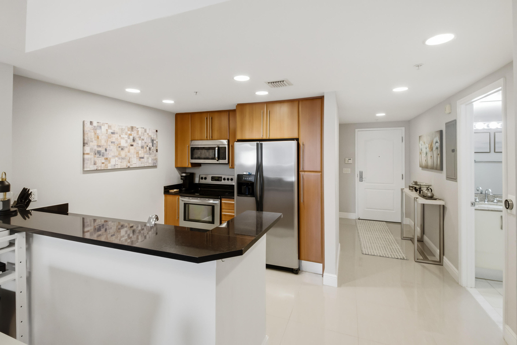 191 Se 20th Avenue - Photo 1