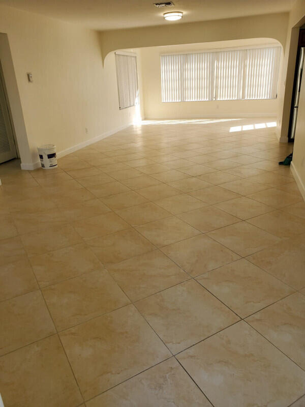 2460 Ne 215th Street - Photo 10
