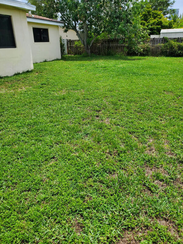 2460 Ne 215th Street - Photo 12