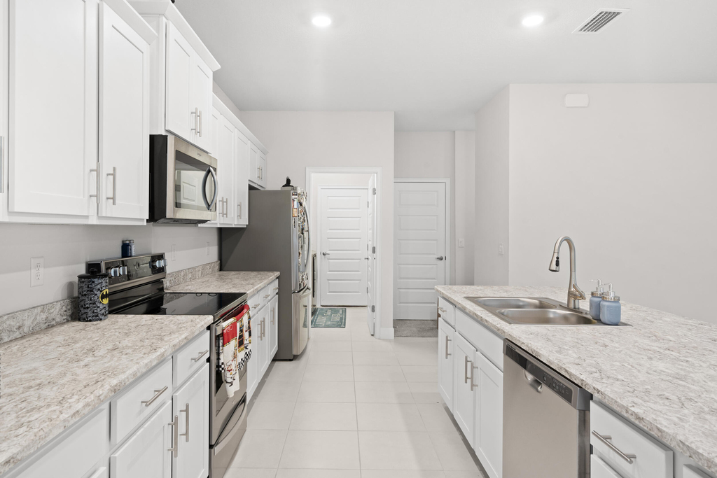 692 Ne Turtleback Trail - Photo 16