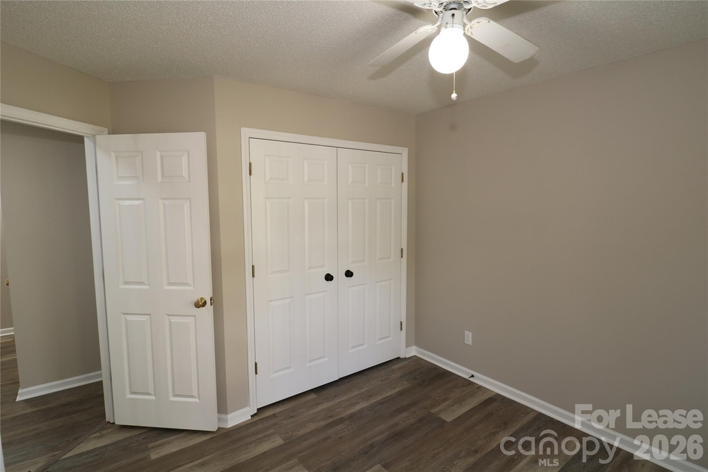 711 Harvest Way - Photo 14
