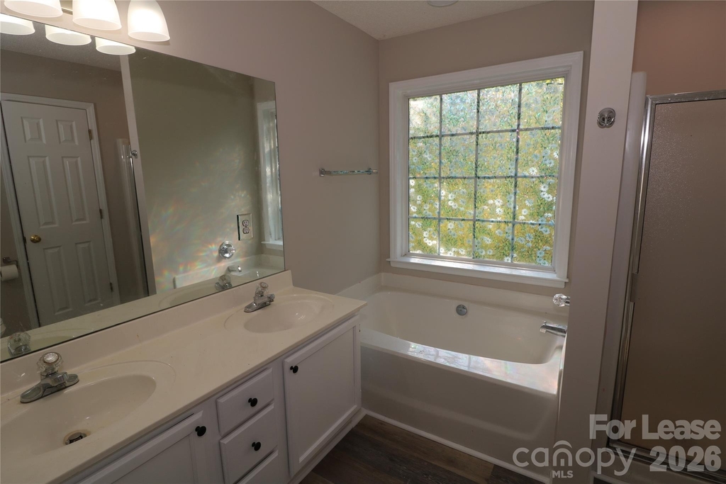 711 Harvest Way - Photo 19