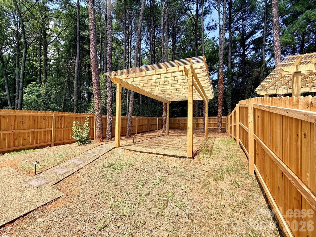 521 N Linwood Avenue - Photo 31