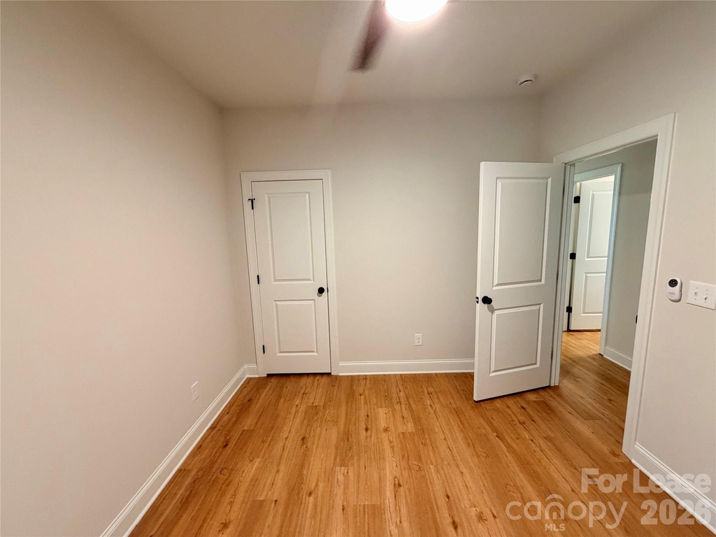 525 N Linwood Avenue - Photo 28