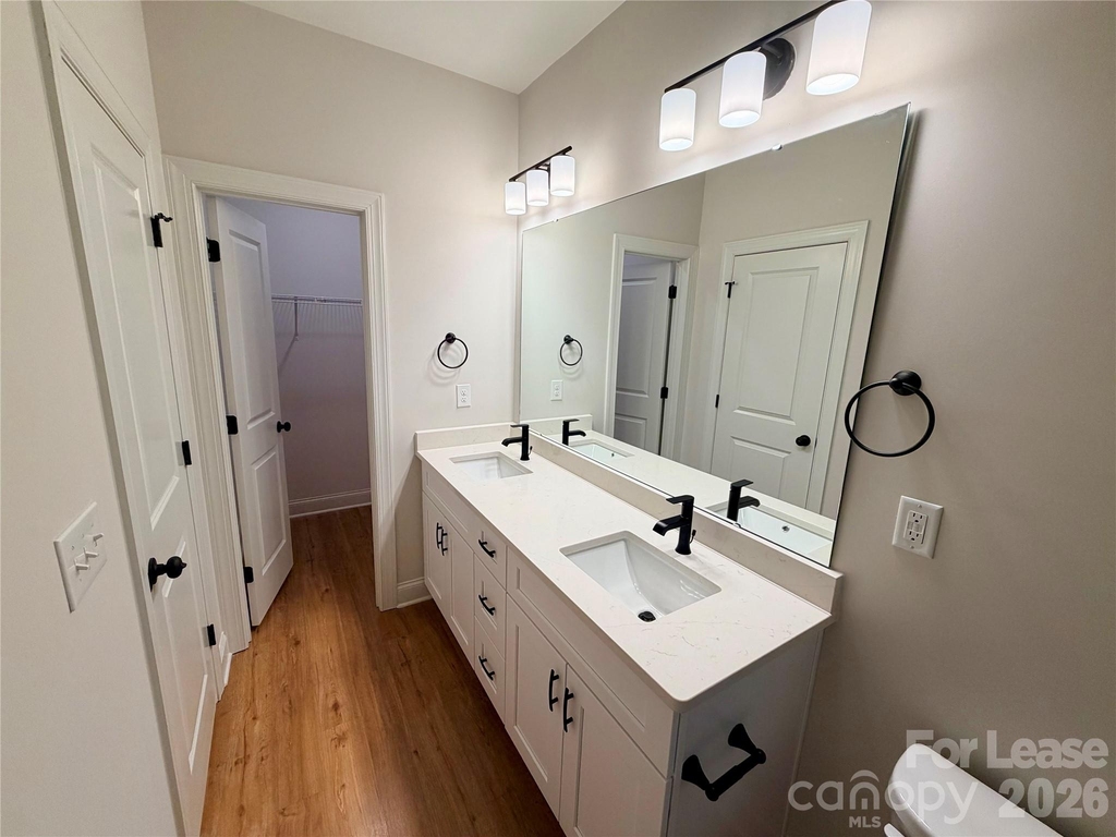 525 N Linwood Avenue - Photo 20