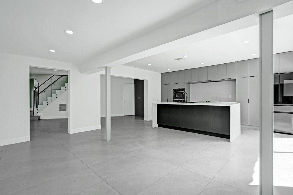 6700 E Tropical Way - Photo 11
