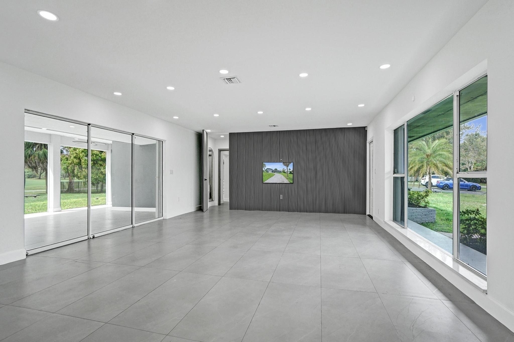 6700 E Tropical Way - Photo 5