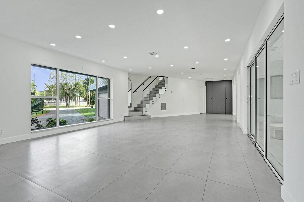 6700 E Tropical Way - Photo 4