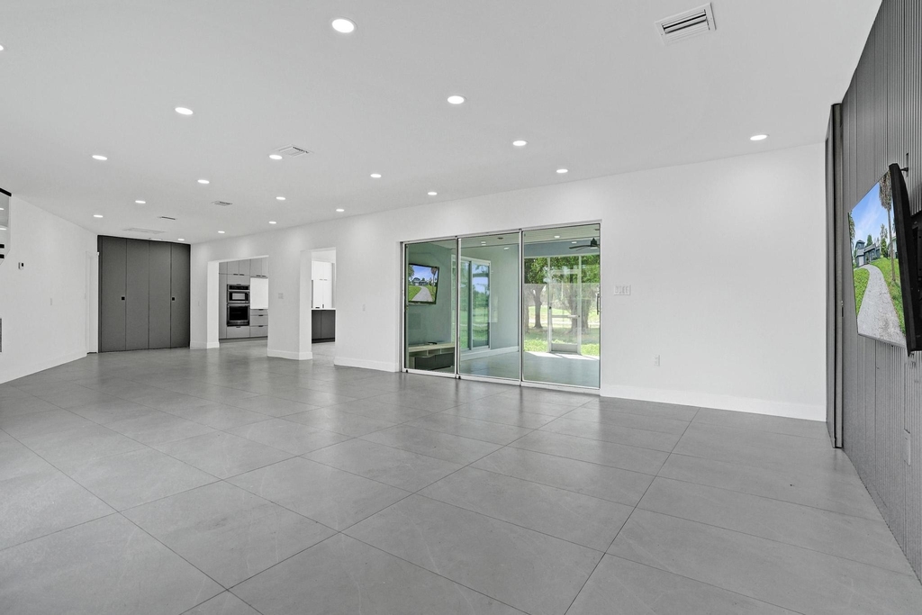 6700 E Tropical Way - Photo 3