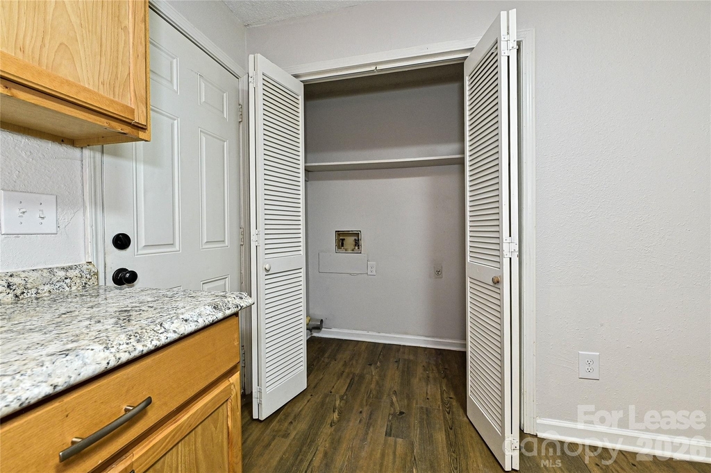 1119 Grady Street - Photo 10
