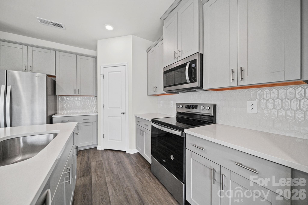 4080 County Down Avenue - Photo 8