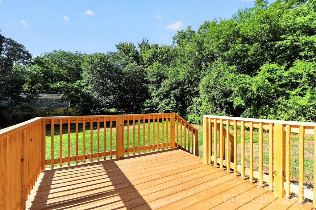 308 E Tallyrand Avenue - Photo 29