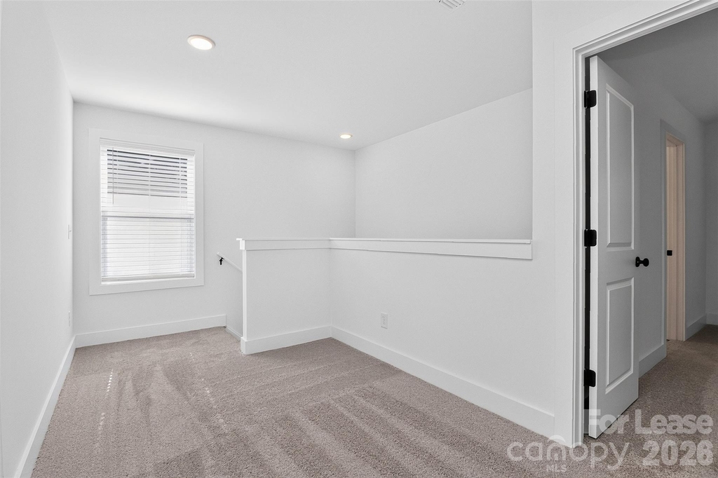 308 E Tallyrand Avenue - Photo 15