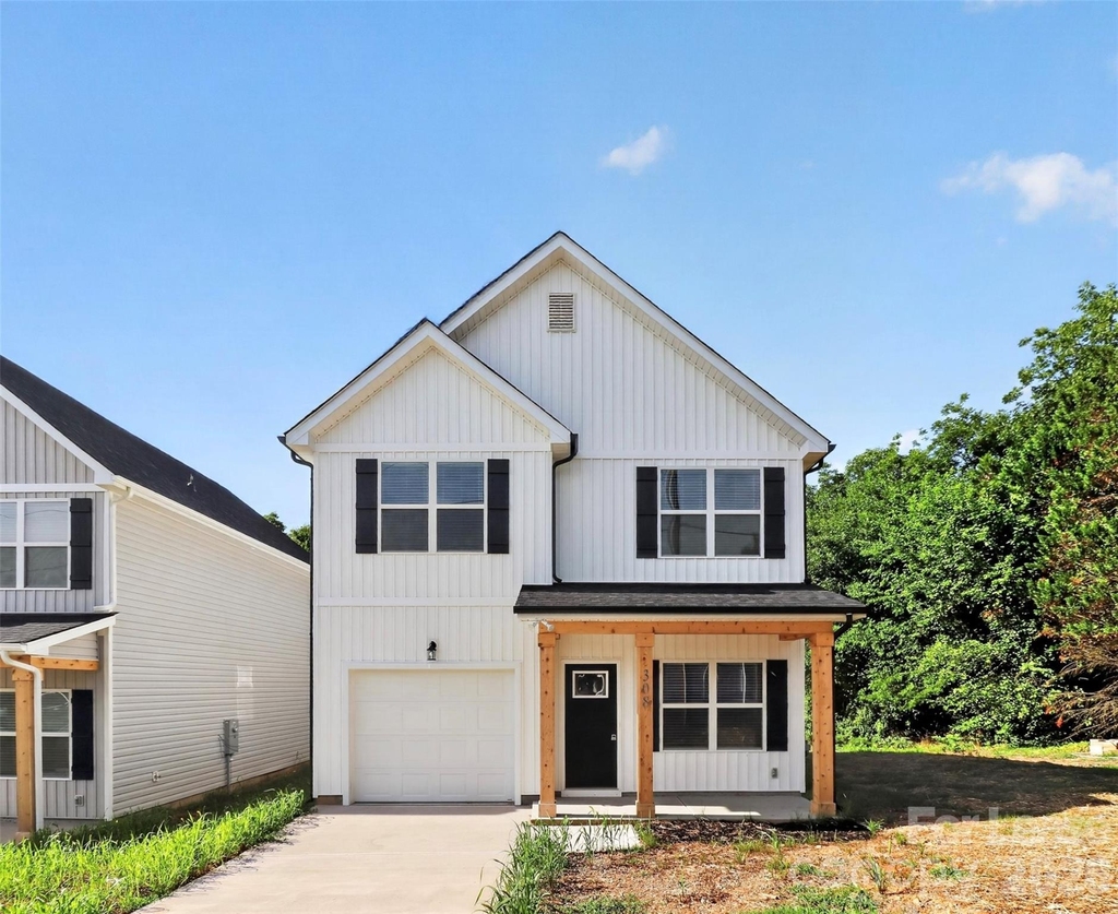 308 E Tallyrand Avenue - Photo 0