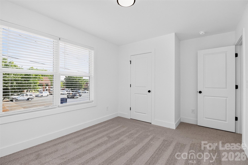 308 E Tallyrand Avenue - Photo 19