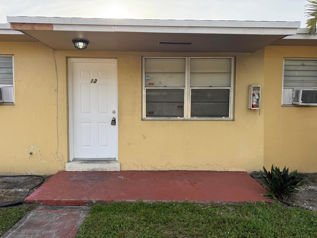 2915 Jackson Street - Photo 3