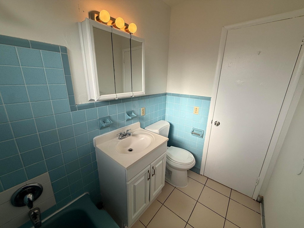 2915 Jackson Street - Photo 5