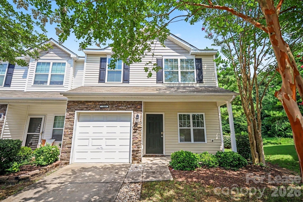 13809 Singleleaf Lane - Photo 0