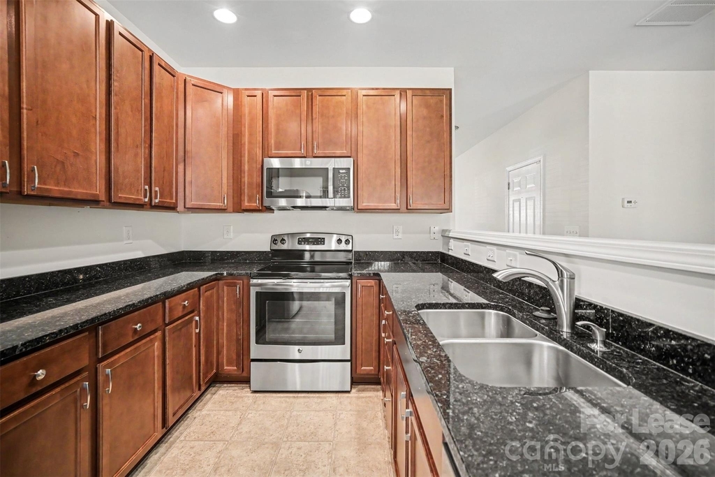 13809 Singleleaf Lane - Photo 4