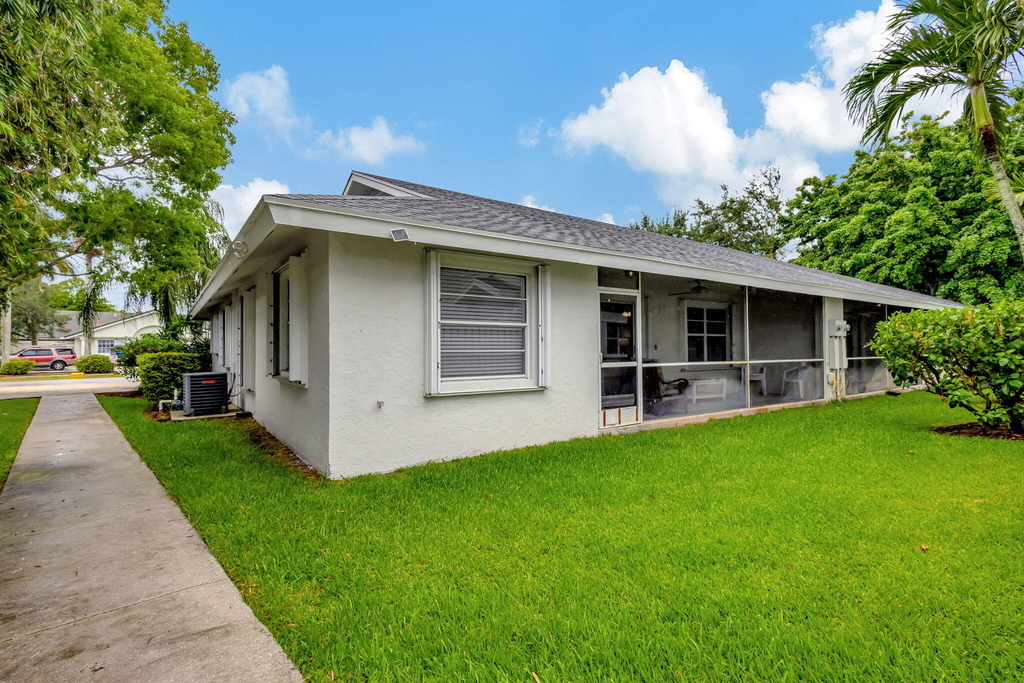 13810 Yarmouth Drive - Photo 11