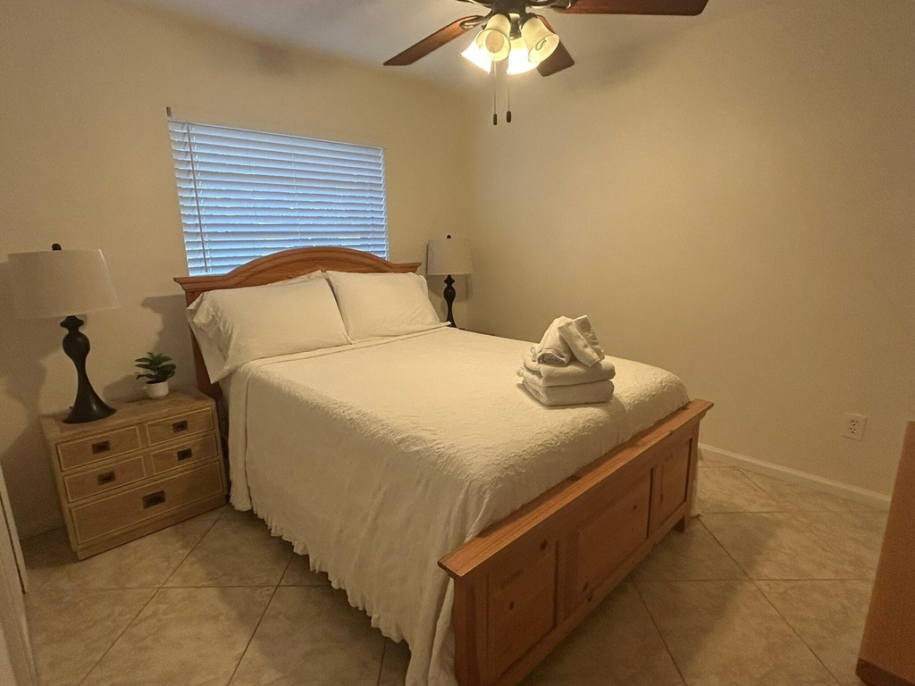 13810 Yarmouth Drive - Photo 2