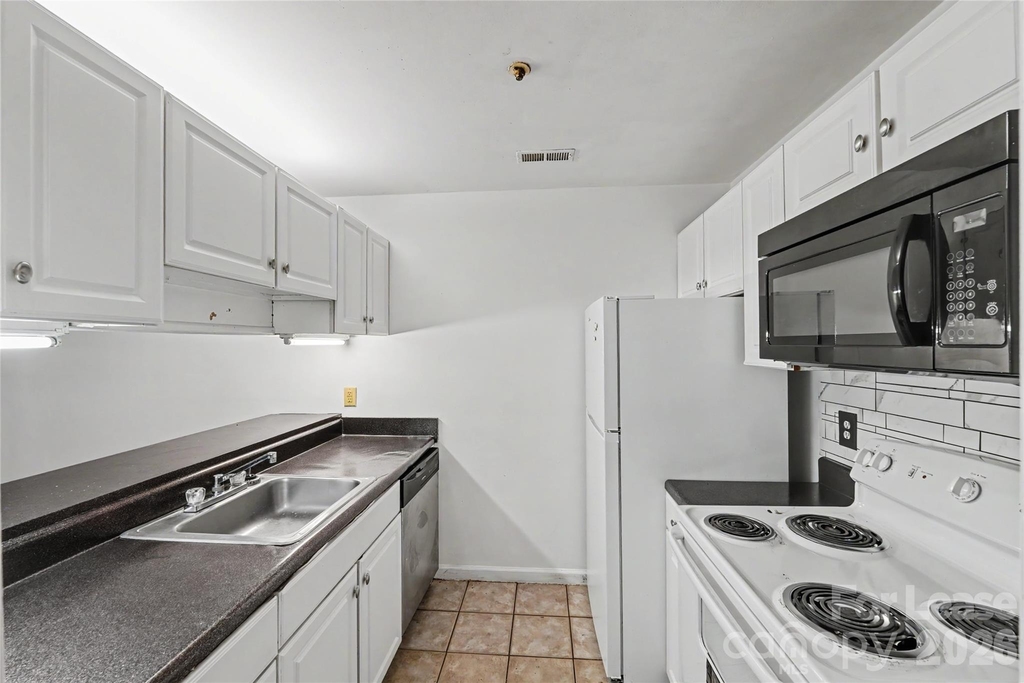 9535 University Terrace Drive - Photo 0