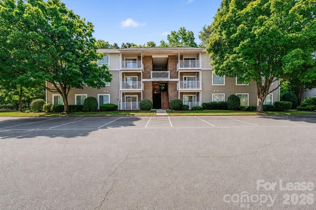 9535 University Terrace Drive - Photo 19