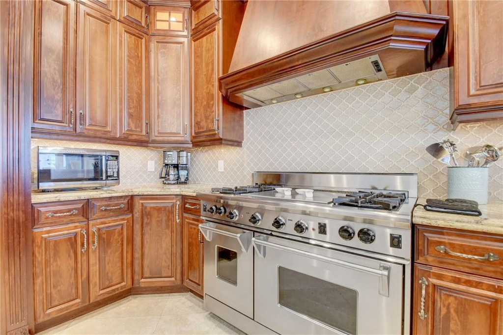 1320 S Lakeside Drive - Photo 11