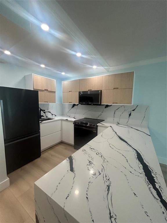 101 Se 6th Avenue - Photo 2