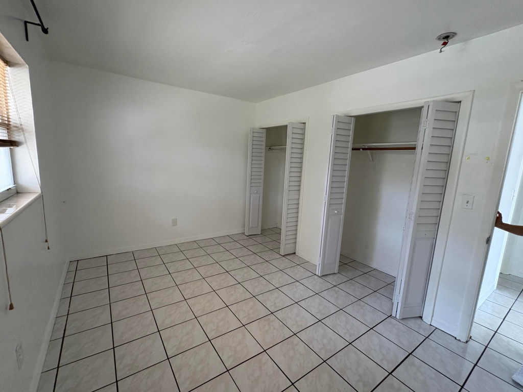 231 Sw 8th Street - Photo 23