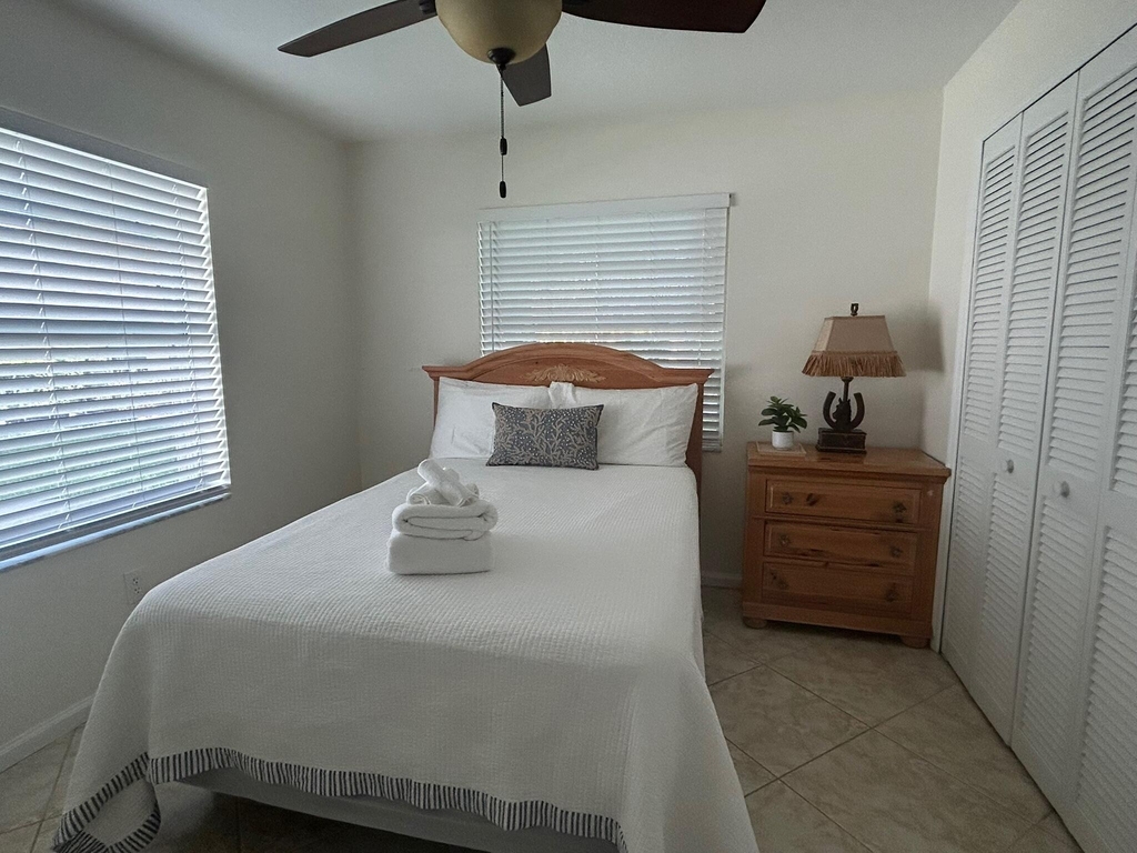 13810 Yarmouth Drive - Photo 3