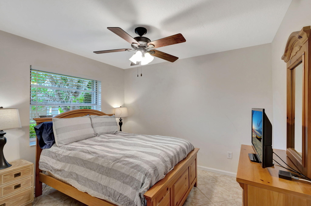 13810 Yarmouth Drive - Photo 6