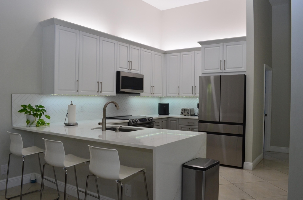 9242 Olmstead Drive - Photo 9