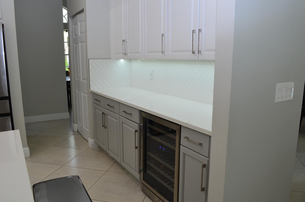 9242 Olmstead Drive - Photo 11
