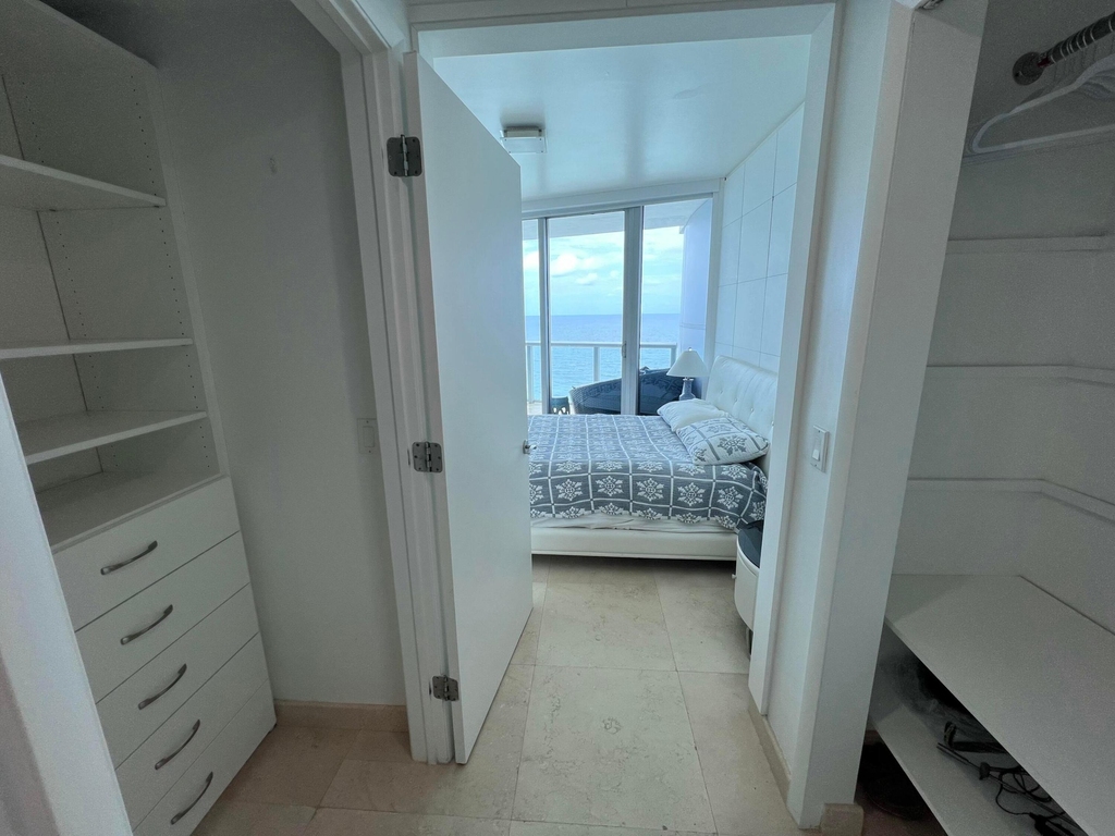 17001 Collins Avenue - Photo 8