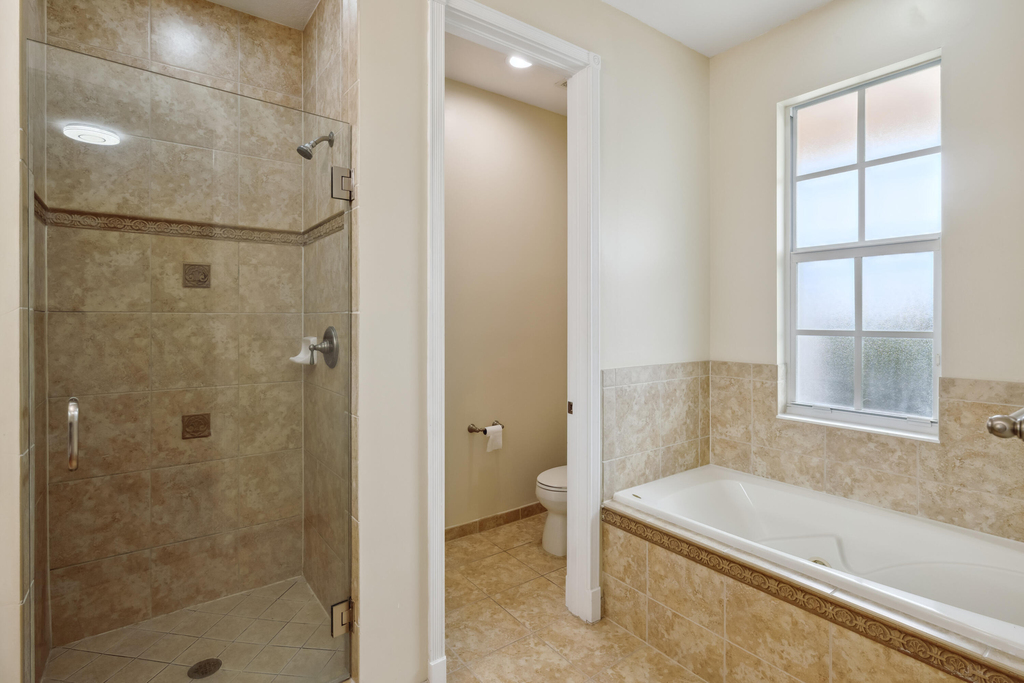810 Nw 83rd Lane - Photo 13