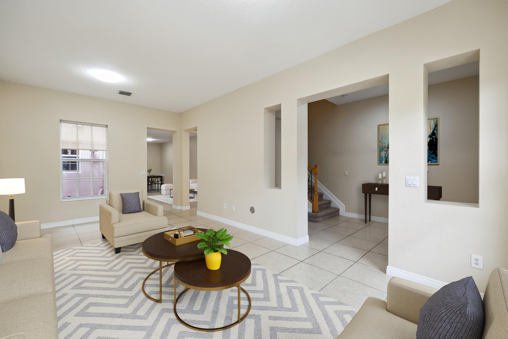810 Nw 83rd Lane - Photo 2