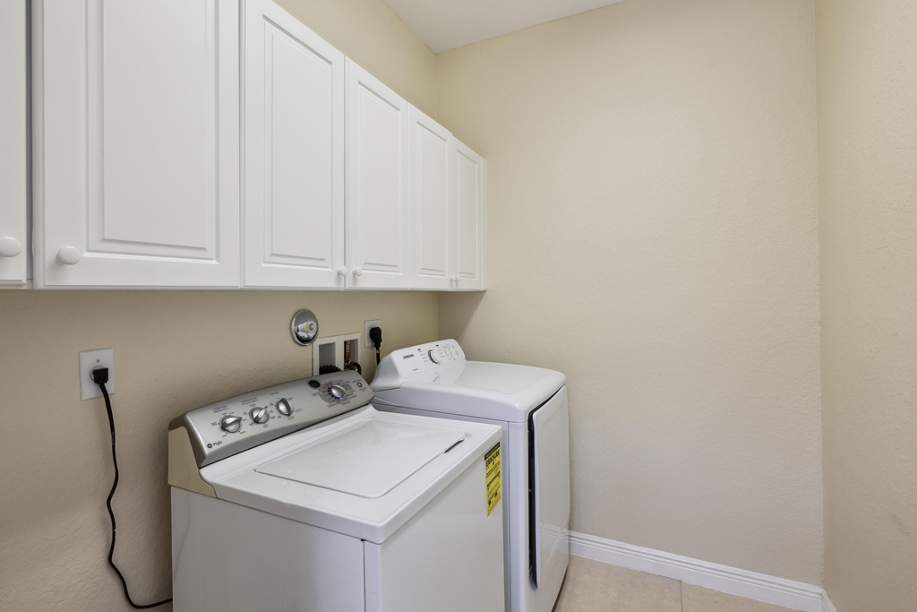 810 Nw 83rd Lane - Photo 19