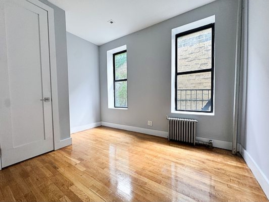 244 East 117th Street - Photo 4
