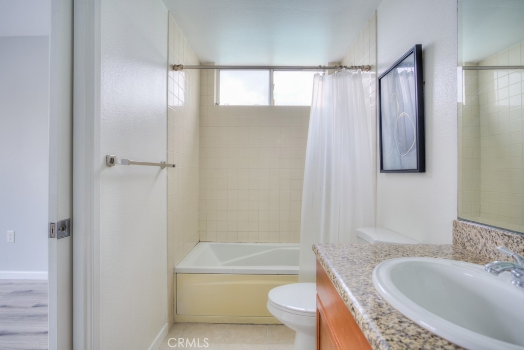 580 W Main - Photo 23