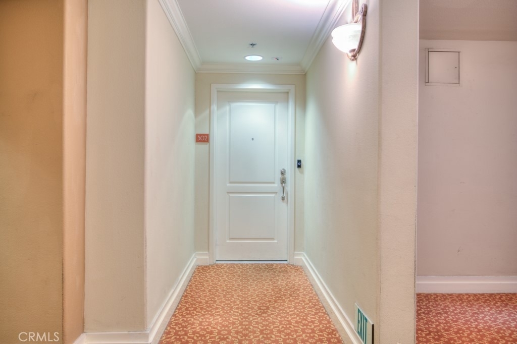 580 W Main - Photo 5
