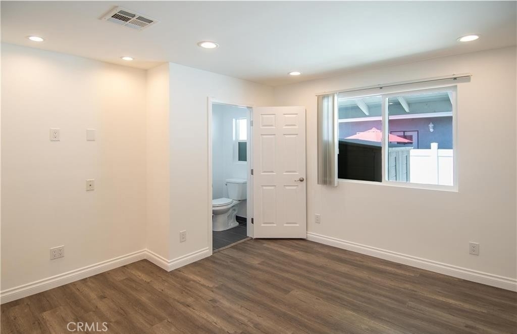 7445 Hesperia Avenue - Photo 11