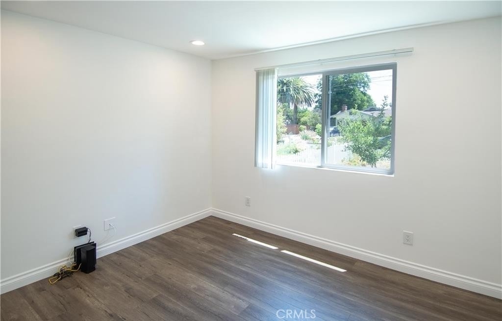 7445 Hesperia Avenue - Photo 8
