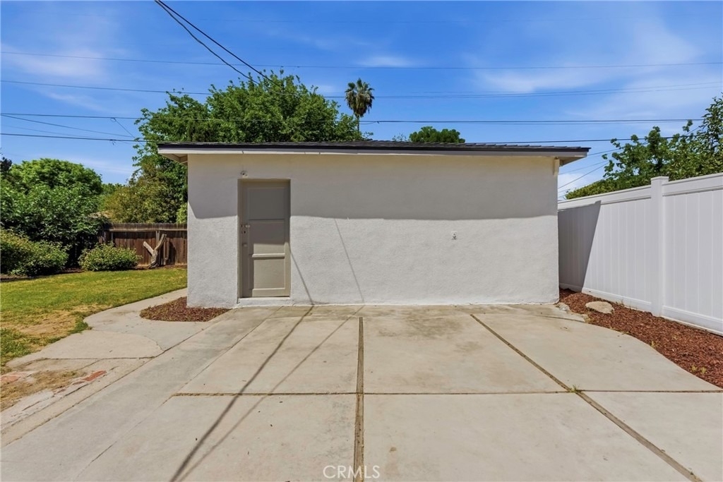 2715 Cedar - Photo 35