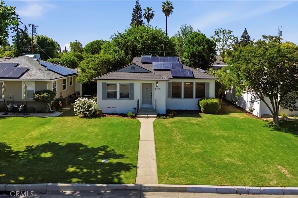 2715 Cedar - Photo 0