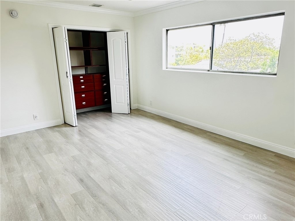 423 S Rexford Drive - Photo 16