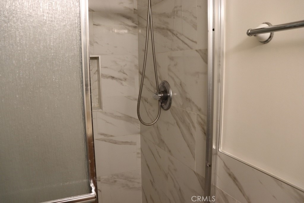 18616 Lassen Street - Photo 20