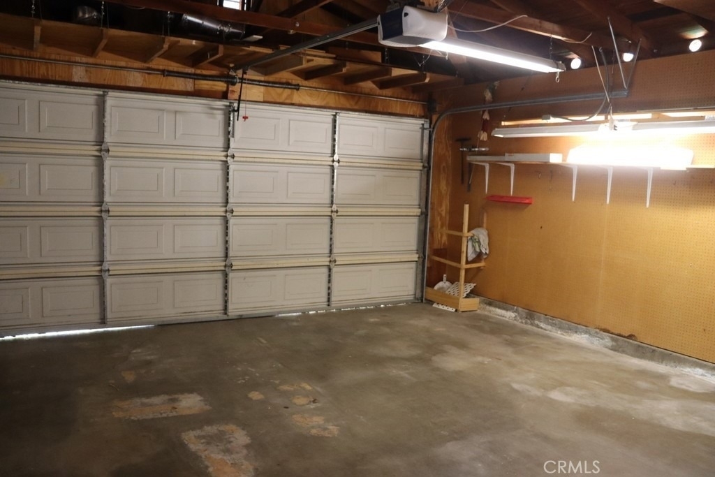 18616 Lassen Street - Photo 33
