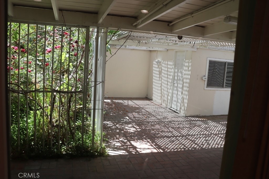 18616 Lassen Street - Photo 13